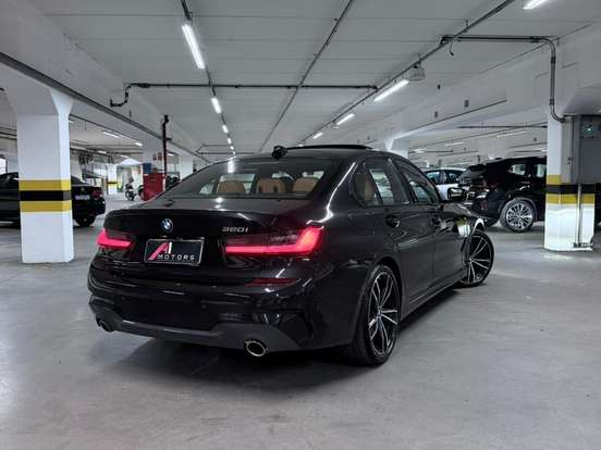 BMW-320i-2.0 16V TURBO GASOLINA M SPORT AUTOMÁTICO BMW-320i-2020