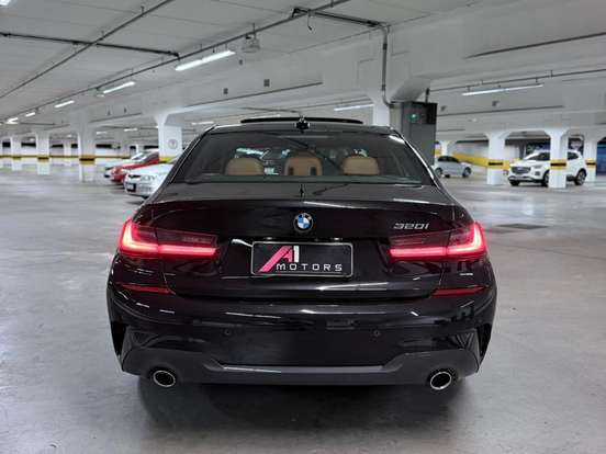 BMW-320i-2.0 16V TURBO GASOLINA M SPORT AUTOMÁTICO BMW-320i-2020