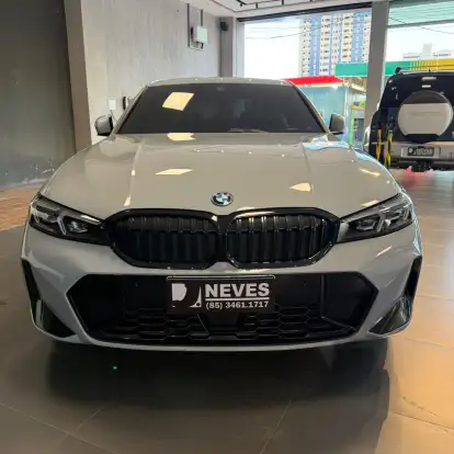 BMW-330e-2022