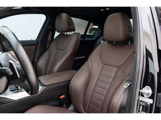 BMW-330e-2.0 16V TURBO HÍBRIDO M SPORT AUTOMÁTICO BMW-330e-2020