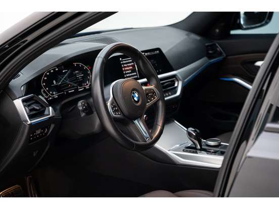 BMW-330e-2.0 16V TURBO HÍBRIDO M SPORT AUTOMÁTICO BMW-330e-2020