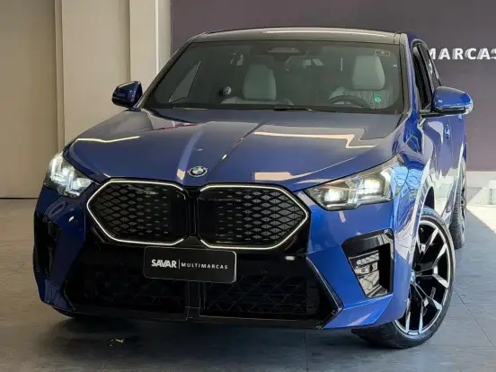 BMW-iX2-2024
