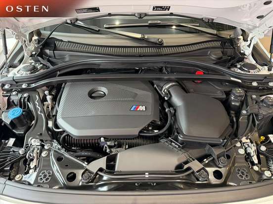 BMW-M 135i-2025