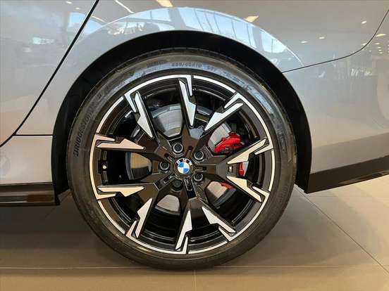 BMW-M 235i-2025