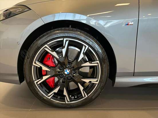 BMW-M 235i-2025
