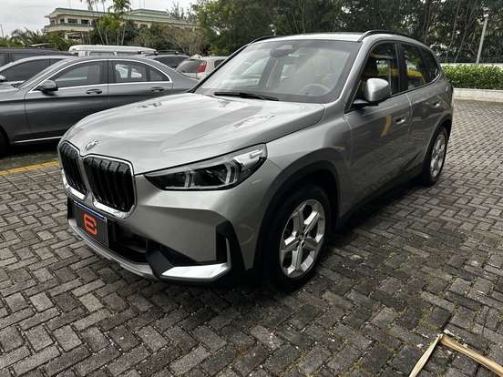 BMW-X1-2023