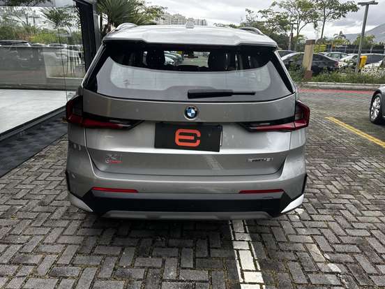 BMW-X1-2023