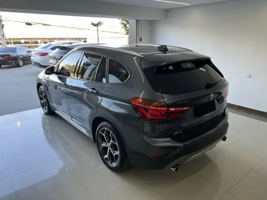 BMW-X1-2.0 16V TURBO ACTIVEFLEX SDRIVE20I X-LINE 4P AUTOMÁTICO BMW-X1-2018