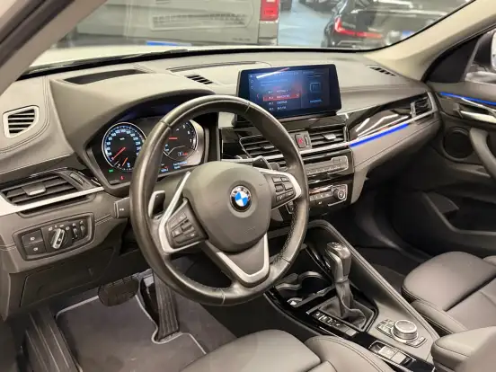 BMW-X1-2.0 16V TURBO GASOLINA SDRIVE20I X-LINE 4P AUTOMÁTICO BMW-X1-2015