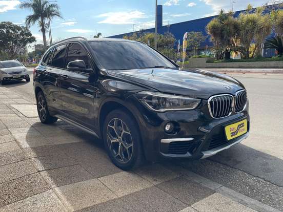 BMW-X1-2.0 16V TURBO ACTIVEFLEX SDRIVE20I 4P AUTOMÁTICO BMW-X1-2017