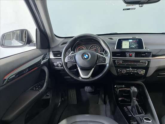 BMW-X1-2.0 16V TURBO ACTIVEFLEX SDRIVE20I X-LINE 4P AUTOMÁTICO BMW-X1-2017