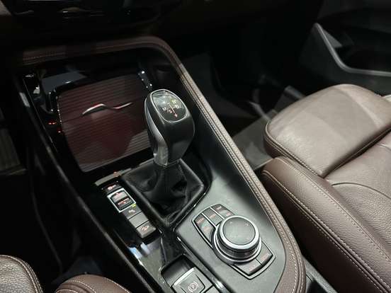 BMW-X1-2021