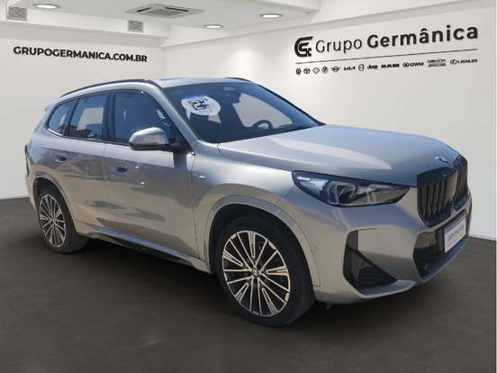 BMW-X1-2023