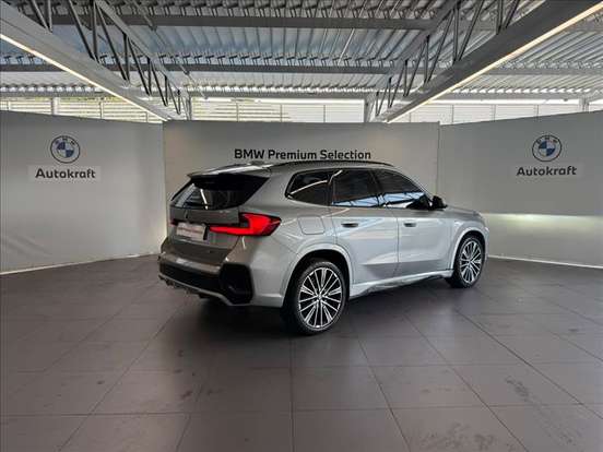 BMW-X1-2024