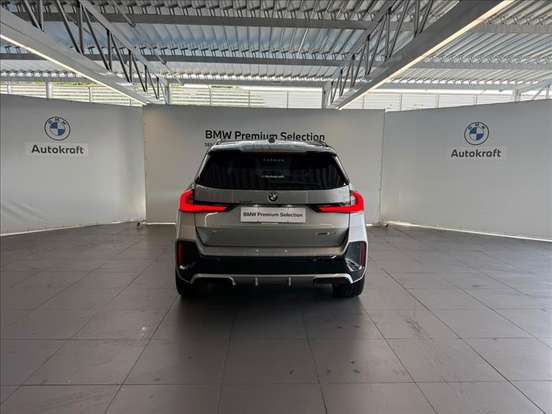 BMW-X1-2024