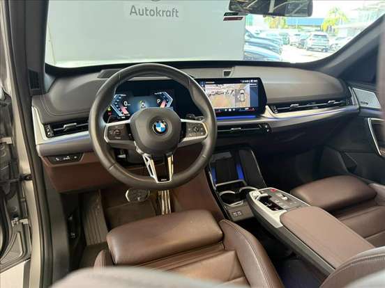 BMW-X1-2024
