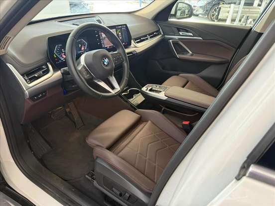 BMW-X1-2.0 16V TURBO GASOLINA SDRIVE20I X-LINE STEPTRONIC BMW-X1-2024