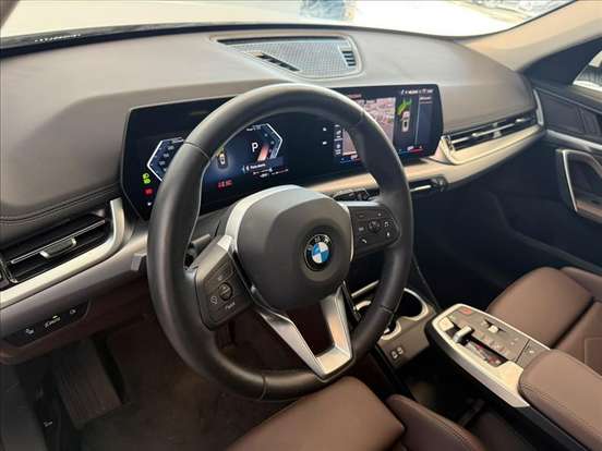 BMW-X1-2024