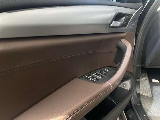 BMW-X3-2021