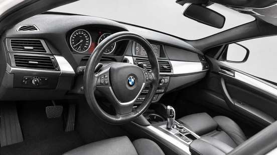 BMW-X6-2013
