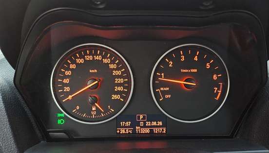 BMW-118i-2014