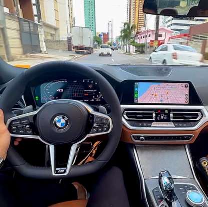BMW-320i-2021