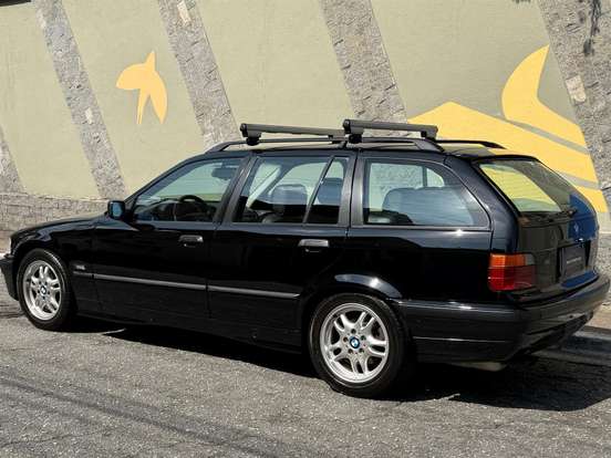 BMW-328i-2.8 TOURING 24V GASOLINA 4P AUTOMÁTICO BMW-328i-1996