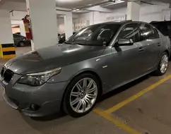 BMW 550i 4.8 SPORT SEDAN V8 32V GASOLINA 4P AUTOMÁTICO BMW 550i 4.8 SPORT SEDAN V8 32V GASOLINA 4P AUTOMÁTICO