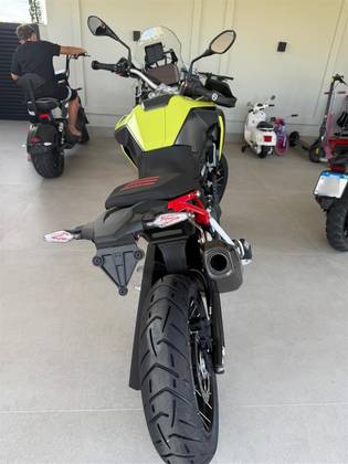 BMW F 900 GS PLUS 