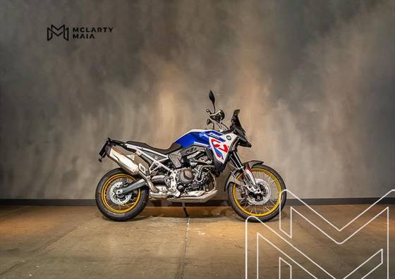 BMW F 900 GS TROPHY 