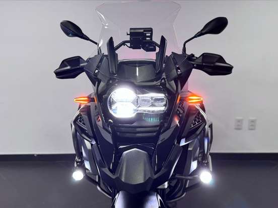 BMW-R 1250 GS ADVENTURE PREMIUM TRIPLE BLACK BMW-R 1250 GS ADVENTURE PREMIUM TRIPLE BLACK-2023