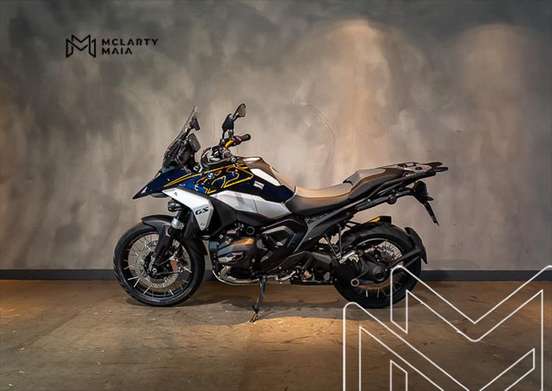 BMW-R 1300 GS TRIPLE BLACK-2026