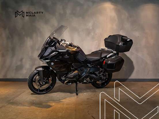 BMW-R 1300 RT TRIPLE BLACK BMW-R 1300 RT TRIPLE BLACK-2026