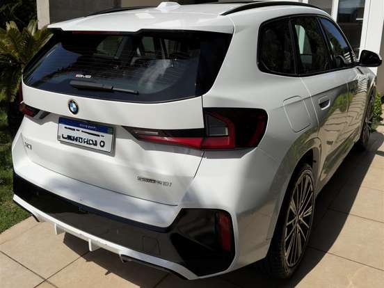 BMW-X1-2.0 16V TURBO GASOLINA SDRIVE20I M SPORT STEPTRONIC BMW-X1-2023