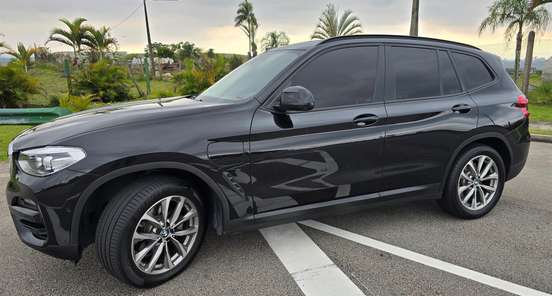 BMW-X3-2021