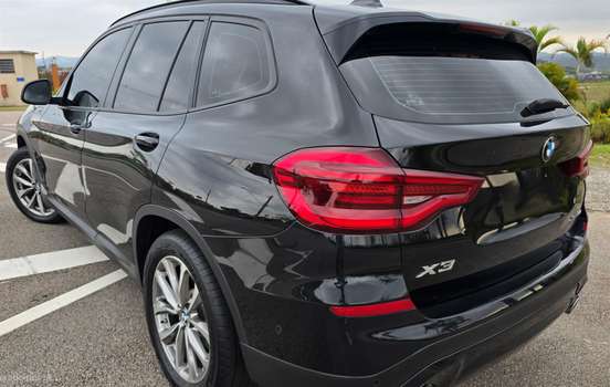 BMW-X3-2021