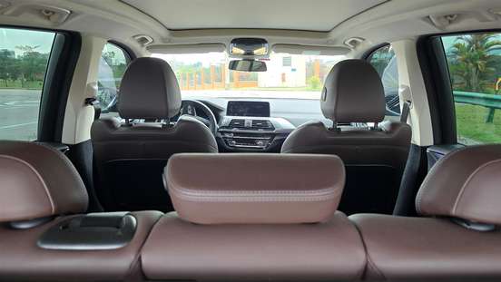 BMW-X3-2021