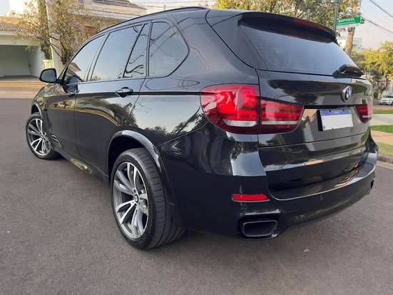 BMW-X5-2015