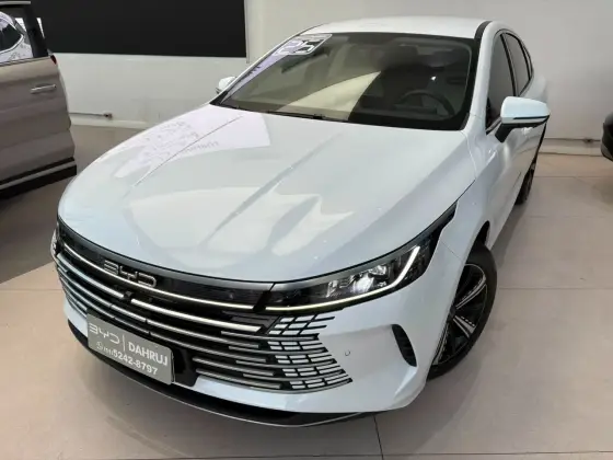 BYD KING 1.5 DM-I PHEV GS AUTOMÁTICO BYD KING 1.5 DM-I PHEV GS AUTOMÁTICO