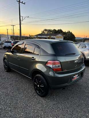 CHEVROLET-AGILE-2012