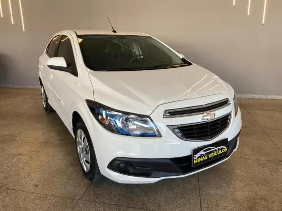 CHEVROLET ONIX 1.4 MPFI LT 8V FLEX 4P MANUAL