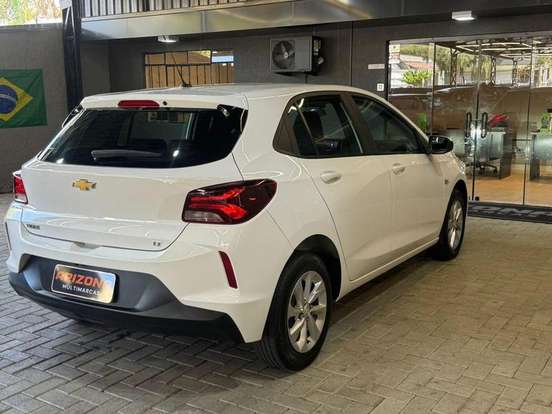 CHEVROLET-ONIX-2022