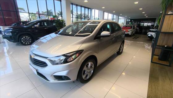 CHEVROLET ONIX 1.4 MPFI LT 8V FLEX 4P MANUAL