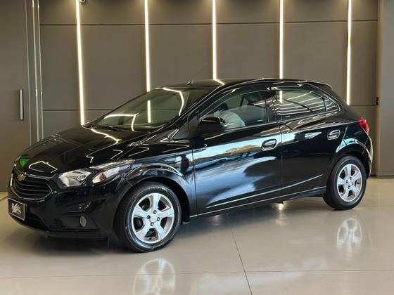 CHEVROLET ONIX 1.4 MPFI LT 8V FLEX 4P MANUAL