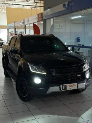CHEVROLET S10 2.8 16V TURBO DIESEL HIGH COUNTRY CD 4X4 AUTOMÁTICO