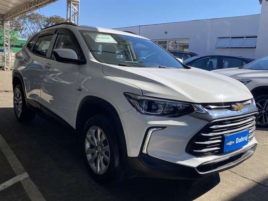 CHEVROLET-TRACKER-2023