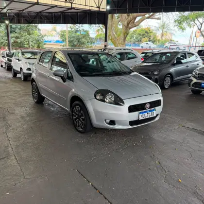 FIAT PUNTO 1.4 ATTRACTIVE 8V FLEX 4P MANUAL