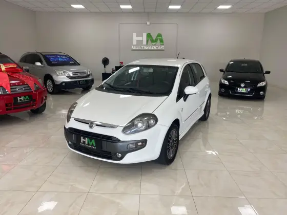 FIAT PUNTO 1.8 SPORTING 16V FLEX 4P MANUAL FIAT PUNTO 1.8 SPORTING 16V FLEX 4P MANUAL