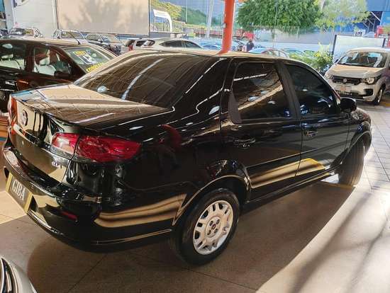 FIAT-SIENA-2014
