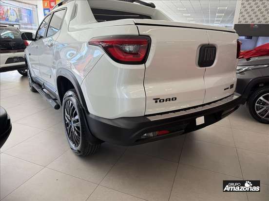FIAT-TORO-1.3 TURBO 270 HYBRID ULTRA AT6 FIAT-TORO-2026